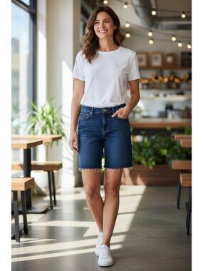Joes Jeans Women's Raw Hem Denim Shorts W28 Dark Wash Casual Summer Wear